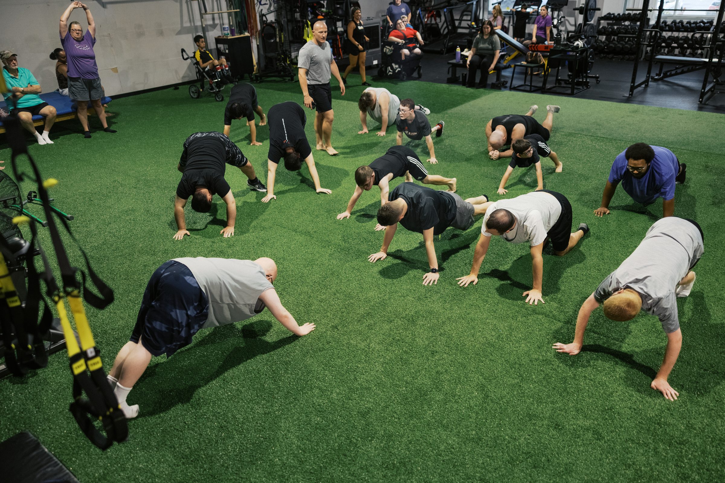 A full class moving across the turf together
